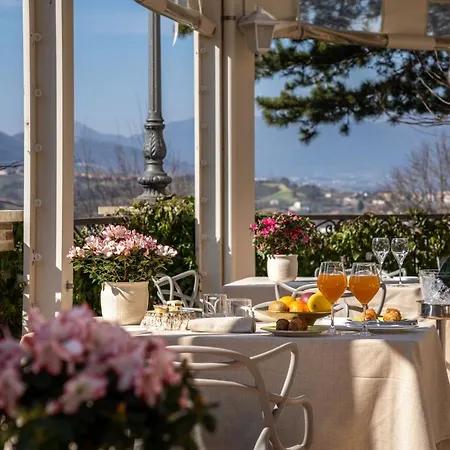 Marchese Del Grillo 4* ファブリアーノ