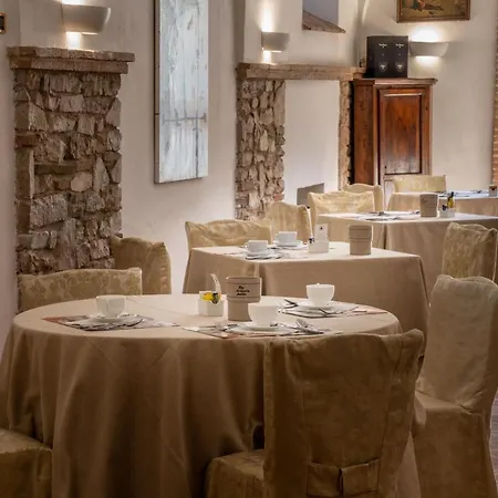 Отель Marchese Del Grillo 4*