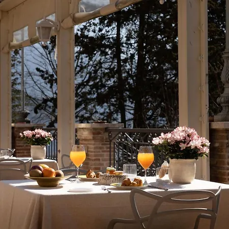 Marchese Del Grillo 4* Fabriano