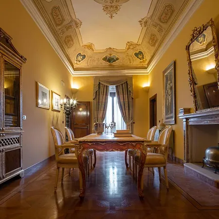 Marchese Del Grillo Hotel 4*