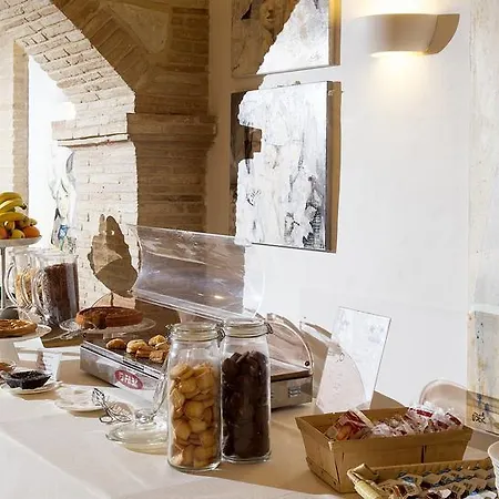 Hotel Marchese Del Grillo 4*