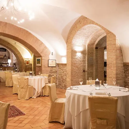 Szálloda Marchese Del Grillo 4*