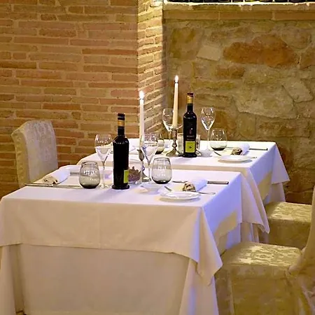 Marchese Del Grillo فندق