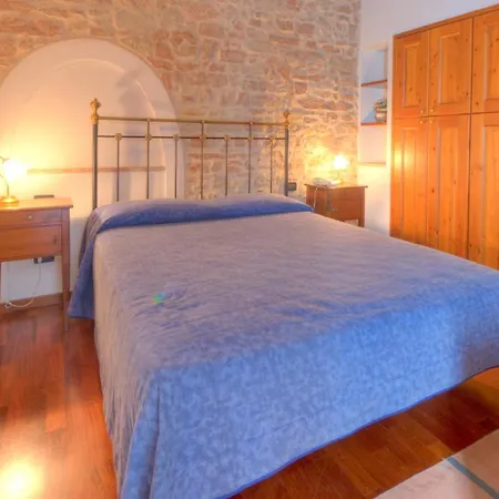 Marchese Del Grillo ホテル